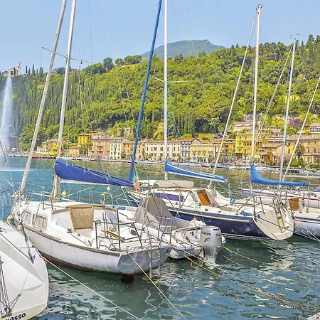 Cozy In Puegnago Sul Garda With Wifi *