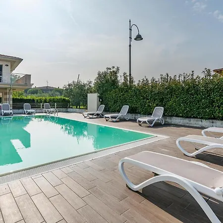 Appartement Cozy In Puegnago Sul Garda With Wifi
