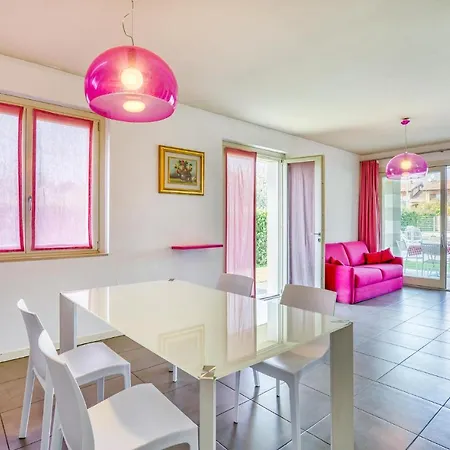 Cozy In Puegnago Sul Garda With Wifi Appartement *